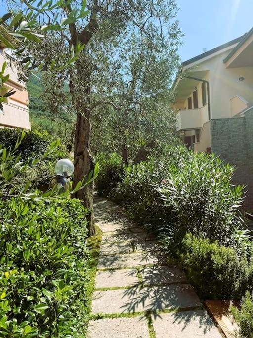 Ulivi Beth'S House Lejlighed Brenzone sul Garda Eksteriør billede